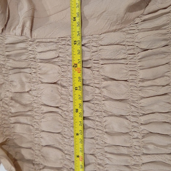 H&M Cream Smocked Blouse with Peter Pan Collar Size M NEW NO TAG - Picture 8 of 9